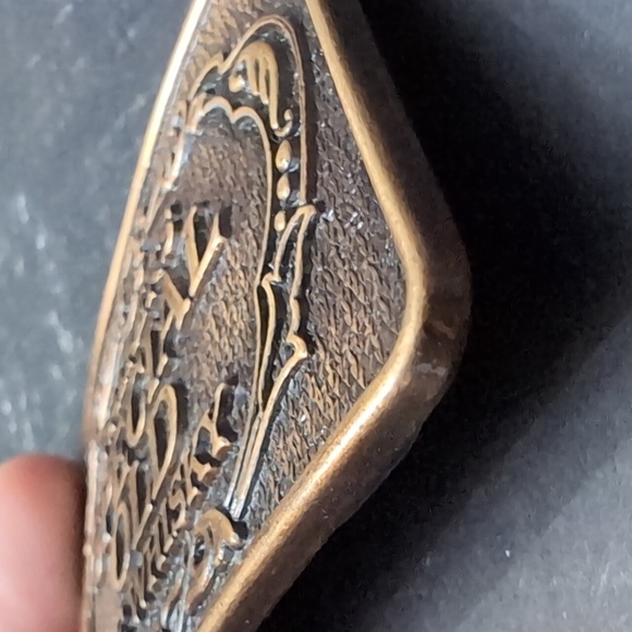 Century Canada, Walker Special Old Rye Whiskey Metal Belt Buckle . - Picture 6 of 8